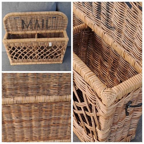 Riviera Maison Mand/Mail/Gouden label/Oudere collectie, Huis en Inrichting, Woonaccessoires | Schalen en Manden, Zo goed als nieuw
