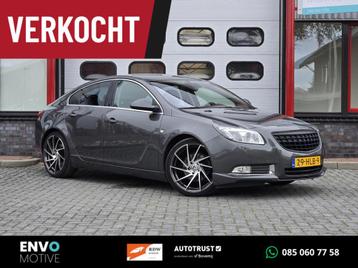 Opel Insignia 2.0 T Cosmo 270PK/Leer/Xenon/Klep uitlaat beschikbaar voor biedingen