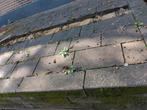 15m3 tegels en opsluitbanden gratis, Tuin en Terras, Ophalen, Gebruikt, 10 m² of meer, Beton