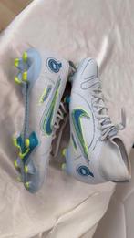 Nike voetbal schoenen maat 35, Ophalen of Verzenden, Zo goed als nieuw, Nike, Jongen of Meisje