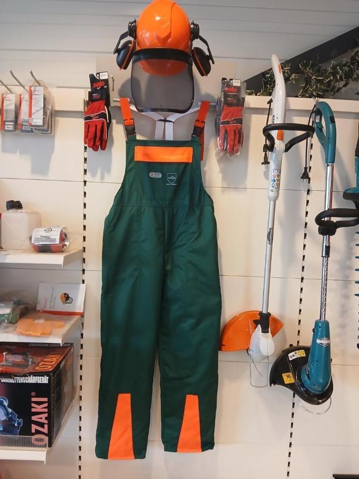 Zaagtuinbroek voor werken met uw kettingzaag, Doe-het-zelf en Verbouw, Gereedschap | Zaagmachines, Nieuw, Kettingzaag, 1200 watt of meer