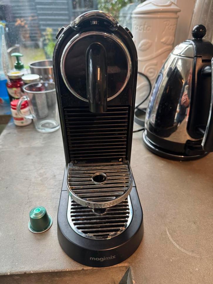 Nespresso Magimix CITZ - Voor de handige hobbyist. Nieuw 179, Witgoed en Apparatuur, Koffiezetapparaten, Gebruikt, Koffiepads en cups