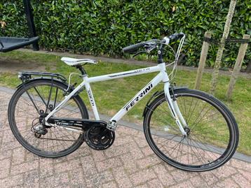 Jongensfiets wit OPKNAPPER  beschikbaar voor biedingen