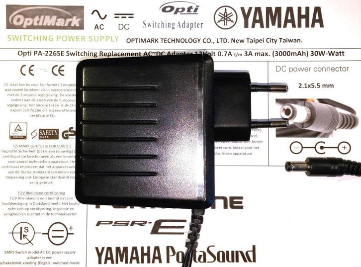 Yamaha Adapter Optimark PA-226 12V 10V 1.5A 2A 3A Keyboard, Muziek en Instrumenten, Kabels en Stekkers, Zo goed als nieuw, Apparatuur