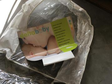 Antraciet Voedingskussen delta baby beschikbaar voor biedingen