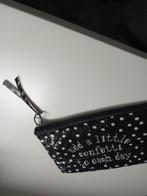 Toilettasjes - Diverse Maten, Ophalen of Verzenden, Gebruikt, Overige kleuren, Dame