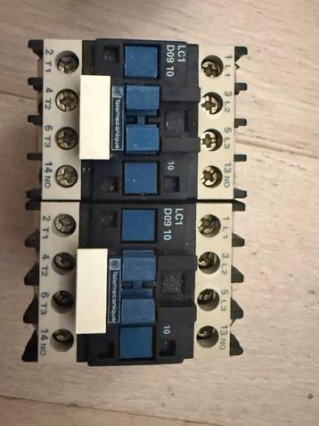 LC1-D0910 Relais Automaten - Weinig Gebruikt beschikbaar voor biedingen