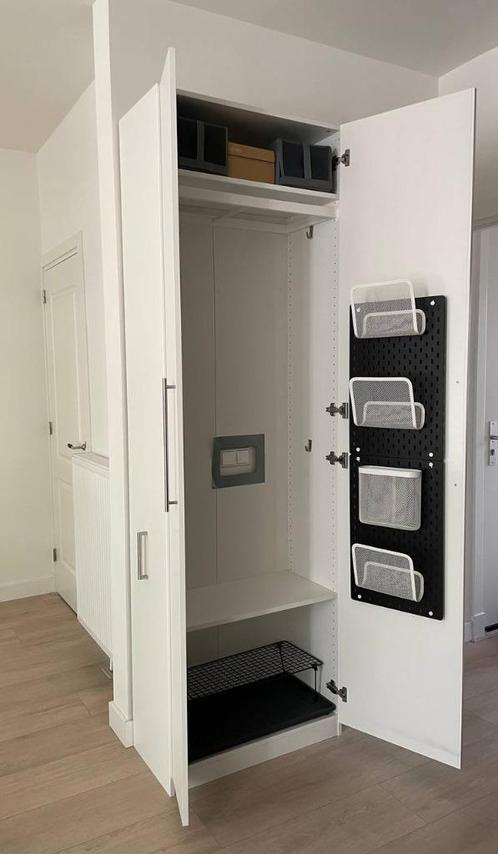 Witte IKEA Pax Kledingkast | White IKEA Pax Wardrobe, Huis en Inrichting, Kasten | Kledingkasten, Gebruikt, 200 cm of meer, 50 tot 100 cm