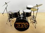 Kiss logo zwart miniatuur drumstel decoratie drummer deco, Verzamelen, Muziek, Artiesten en Beroemdheden, Info@deconoord.nl, Deco Noord