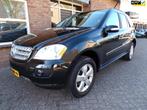 Mercedes-Benz M-klasse 500 Automaat / Leder / Navi / Schuifd, Auto's, Stoelverwarming, Gebruikt, Zwart, Leder