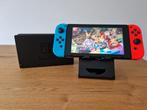 Nintendo Switch unpatched, Spelcomputers en Games, Spelcomputers | Nintendo Switch, Ophalen of Verzenden, Zo goed als nieuw, Met 2 controllers