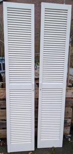 Louvre deurtjes, Ophalen