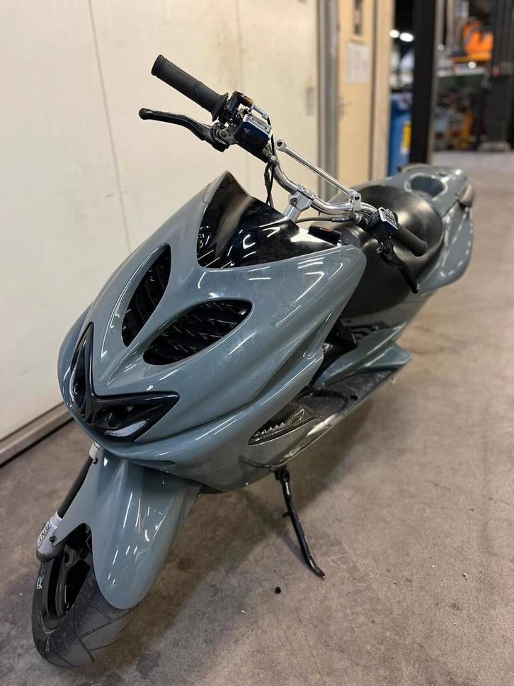 Yamaha aerox 70cc, Fietsen en Brommers, Scooters | Yamaha, Zo goed als nieuw, Aerox, Tweetakt, Ophalen of Verzenden