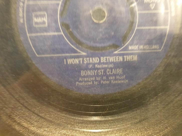 Bonny St.Claire- I won't stand between them (x2), Cd's en Dvd's, Vinyl Singles, Pop, Ophalen of Verzenden