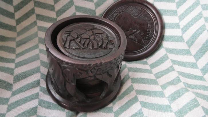 Mooi handwerk, hout uit West Afrika, vijzel, onderzetters, Huis en Inrichting, Woonaccessoires | Onderzetters, Nieuw, Glas of Kopje