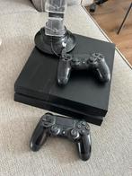 Playstation 4 met 2 joysticks, Spelcomputers en Games, Spelcomputers | Sony PlayStation 4, Ophalen of Verzenden, Zo goed als nieuw