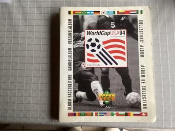Album voetbal WORLD CUP USA 94 UPPER D.E.C.K 250 kaarten beschikbaar voor biedingen