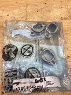 Verstuiver bevestiging BMW oe 13538642294 org nieuw bmw, -, -, Nieuw, Ophalen of Verzenden