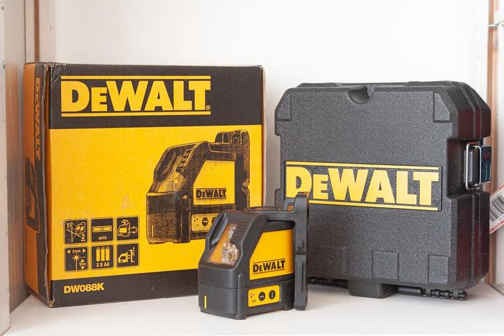 DeWALT DW088K XJ rode zelfnivellerende kruislijnlaser, Doe-het-zelf en Verbouw, Meetapparatuur, Nieuw, Overige meters, Ophalen of Verzenden