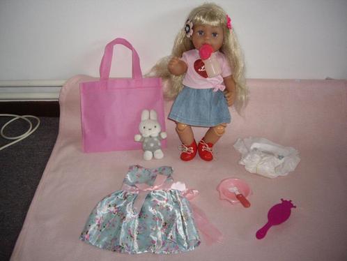 baby born grote zus met acc, Kinderen en Baby's, Speelgoed | Poppen, Zo goed als nieuw, Babypop, Ophalen of Verzenden
