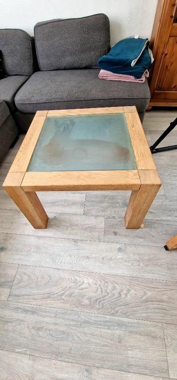 Salontafel beschikbaar voor biedingen