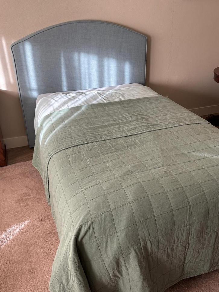 Elektrisch verstelbaar bed (120x200), Huis en Inrichting, Slaapkamer | Boxsprings, Gebruikt, 120 cm, 200 cm, Eenpersoons, Groen