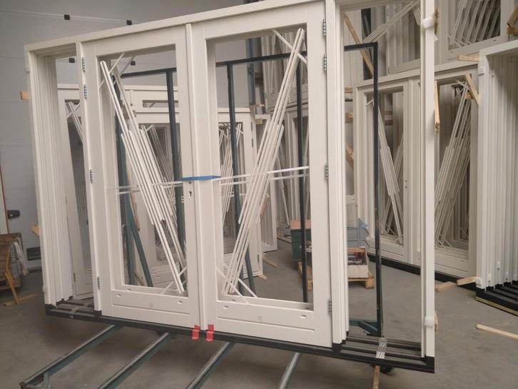 Kozijn met dubbele tuindeuren en zijramen, Doe-het-zelf en Verbouw, Glas en Ramen, Nieuw, Gevelraam of Ruit, 160 cm of meer, 160 cm of meer