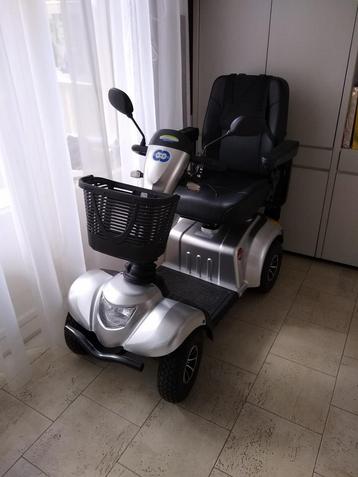 Scootmobiel C4-40 zilver als nieuw beschikbaar voor biedingen