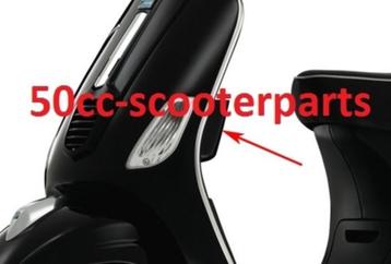 Opbergbakje Vespa S Links Zwart 94 origibeel 6542940090 beschikbaar voor biedingen