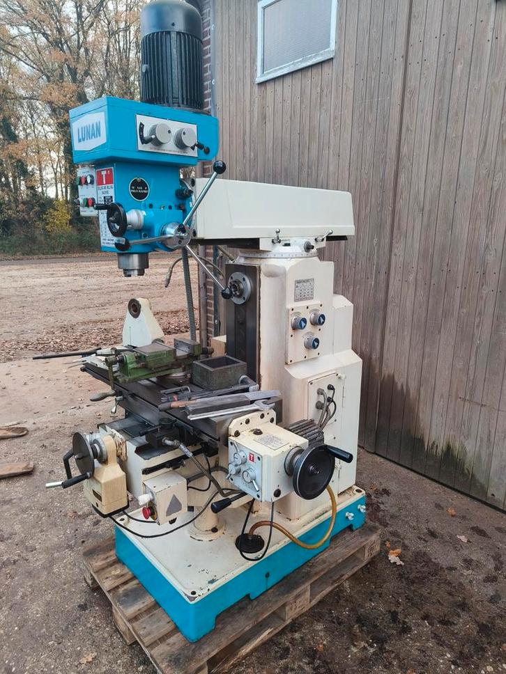 Lunan ISO30 freesmachine met accessoires, Doe-het-zelf en Verbouw, Draaibanken, Zo goed als nieuw, Metaaldraaibank, Ophalen