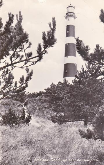 00197 Ameland - Doorkijkje naar de Vuurtoren - gel. 1971 beschikbaar voor biedingen