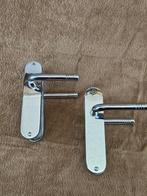 Deurbeslag / deurklinken ( 2 verchroomde sets ), Doe-het-zelf en Verbouw, Hang- en Sluitwerk, Ophalen of Verzenden, Gebruikt, Koper of Messing
