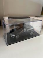 Volvo V60 Norev 1:43 Magic Blue in OVP, Ophalen of Verzenden, Zo goed als nieuw, Auto, Norev
