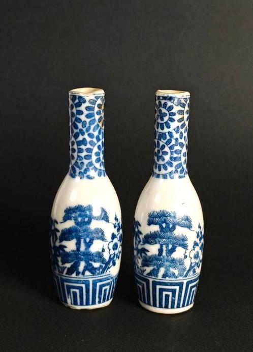 Oude Chinese altaar vaasjes. Vaas, China, Antiek en Kunst, Kunst | Niet-Westerse kunst, Ophalen of Verzenden