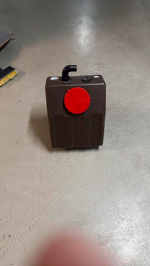 Nieuwe vuilwatertank Nuova Rade 40liter, Watersport en Boten, Bootonderdelen, Nieuw, Kombuis en Sanitair, Zeilboot of Motorboot