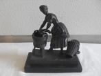 bronzen beeld dame die de was doet, Verzenden