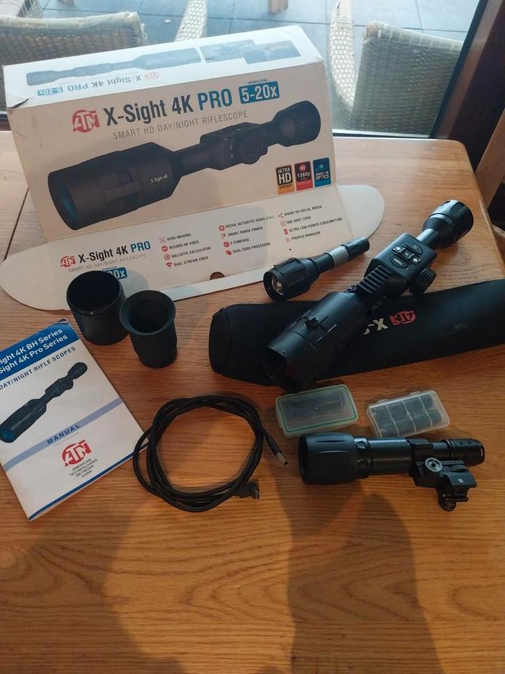 ATN X-Sight 4K Pro 5-20x Smart HD Dag/Nacht Richtkijker, Sport en Fitness, Schietsport-accessoires, Gebruikt, Ophalen