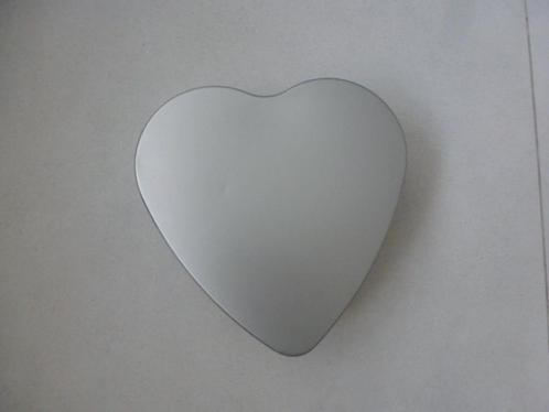NIEUW 1 HARTJES BLIK GRIJS leuk kado voor de allerliefste, Verzamelen, Blikken, Nieuw, Ophalen of Verzenden
