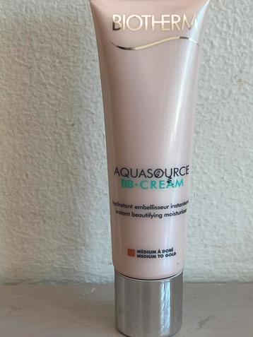 Biotherm Aquasource Instant Beautifying Moisturizer BB Cream beschikbaar voor biedingen