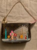 Louis Vuitton Mini Pochette Vivienne in Paris (nieuw), Ophalen, Nieuw, Bruin, Avondtasje