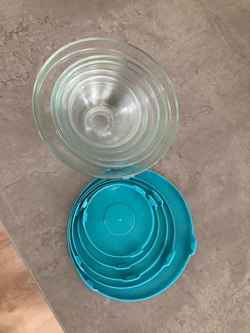 Oven schalen set , meerdere schalen rond met deksel beschikbaar voor biedingen