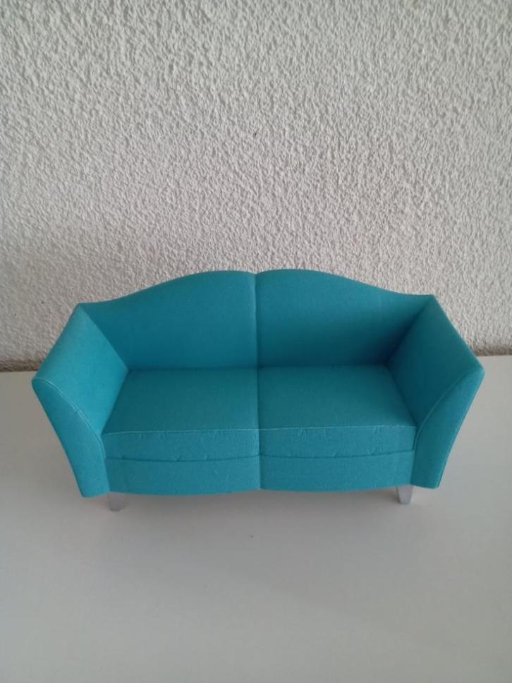 Het Bankje van Barbie My House Couch & Table L9481 uit 2008, Verzamelen, Poppen, Gebruikt, Accessoires, Ophalen of Verzenden