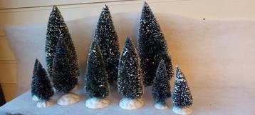10 bomen voor kerstdorp  beschikbaar voor biedingen