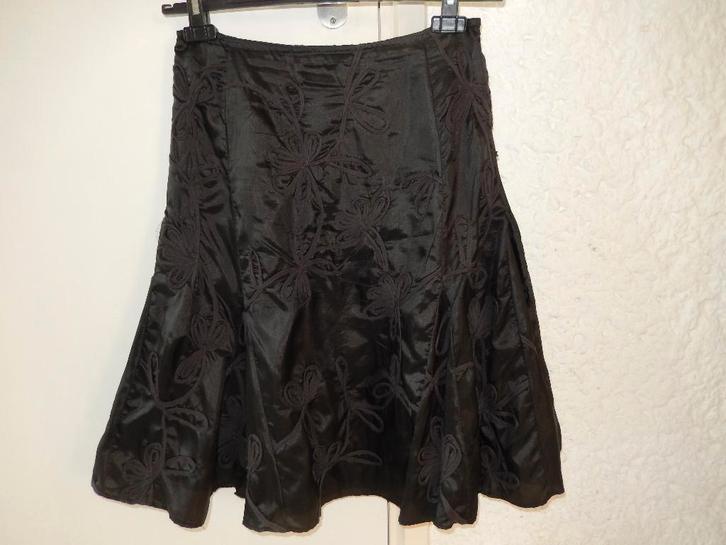 5x rok mt36/38 zwart JustB Saventino lang wit Elysio nw zgan, Kleding | Dames, Rokken, Nieuw, Maat 38/40 (M), Zwart, Knielengte