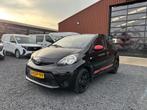 Toyota Aygo 1.0 12V VVT-I COMFORT SPORT XPRESS (bj 2013), Auto's, Keurmerk '100% Onderhouden', Euro 5, Gebruikt, Zwart