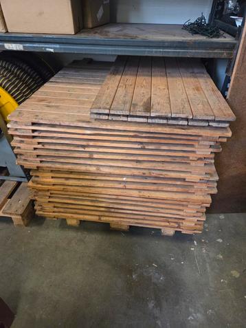 Houten vlonderplanken 110x130cm - 18 stuks beschikbaar voor biedingen