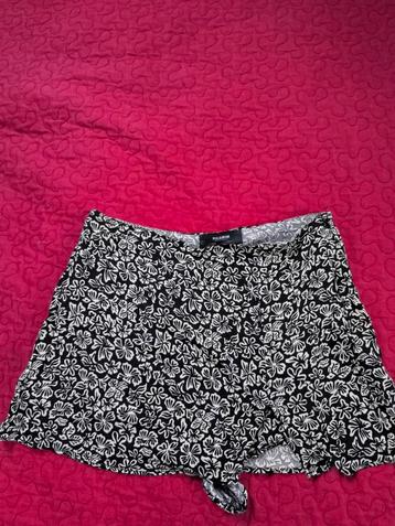 Pull & Bear Skort - Maat M beschikbaar voor biedingen