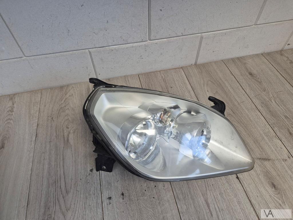 Opel Tigra twintop 2004 - 2010 koplamp rechts zilver €100, Gebruikt, -, -, Opel