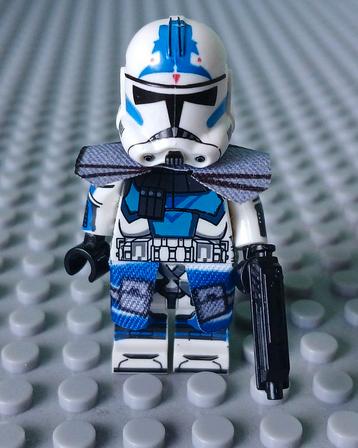 Custom lego star wars clone commander fives beschikbaar voor biedingen