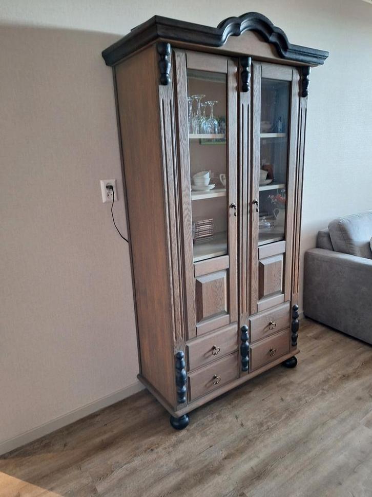 Eiken vitrinekast met lades, Huis en Inrichting, Kasten | Vitrinekasten, Gebruikt, 150 tot 200 cm, 50 tot 100 cm, 25 tot 50 cm